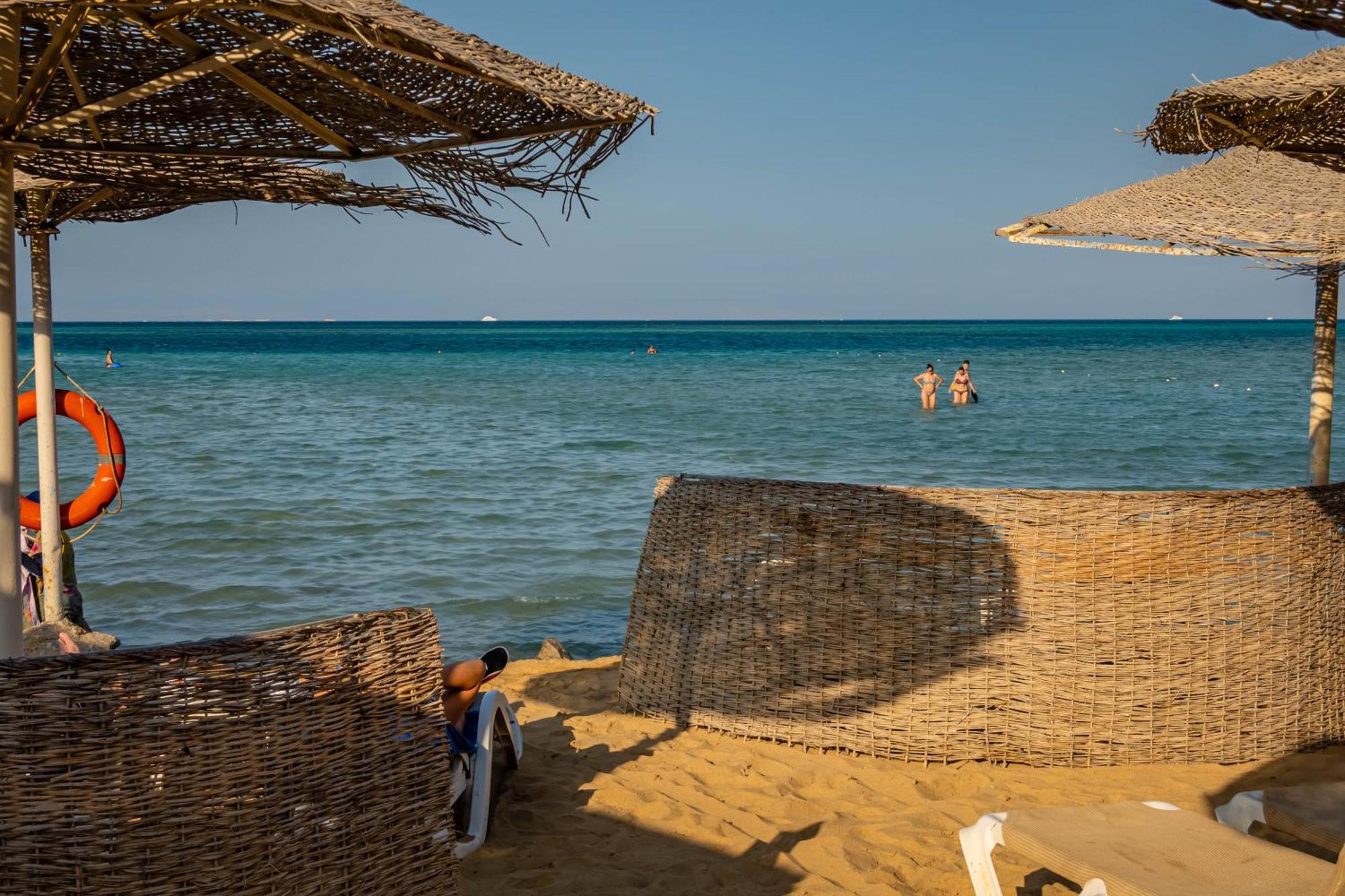 Magic Beach Hotel Hurghada Exterior photo