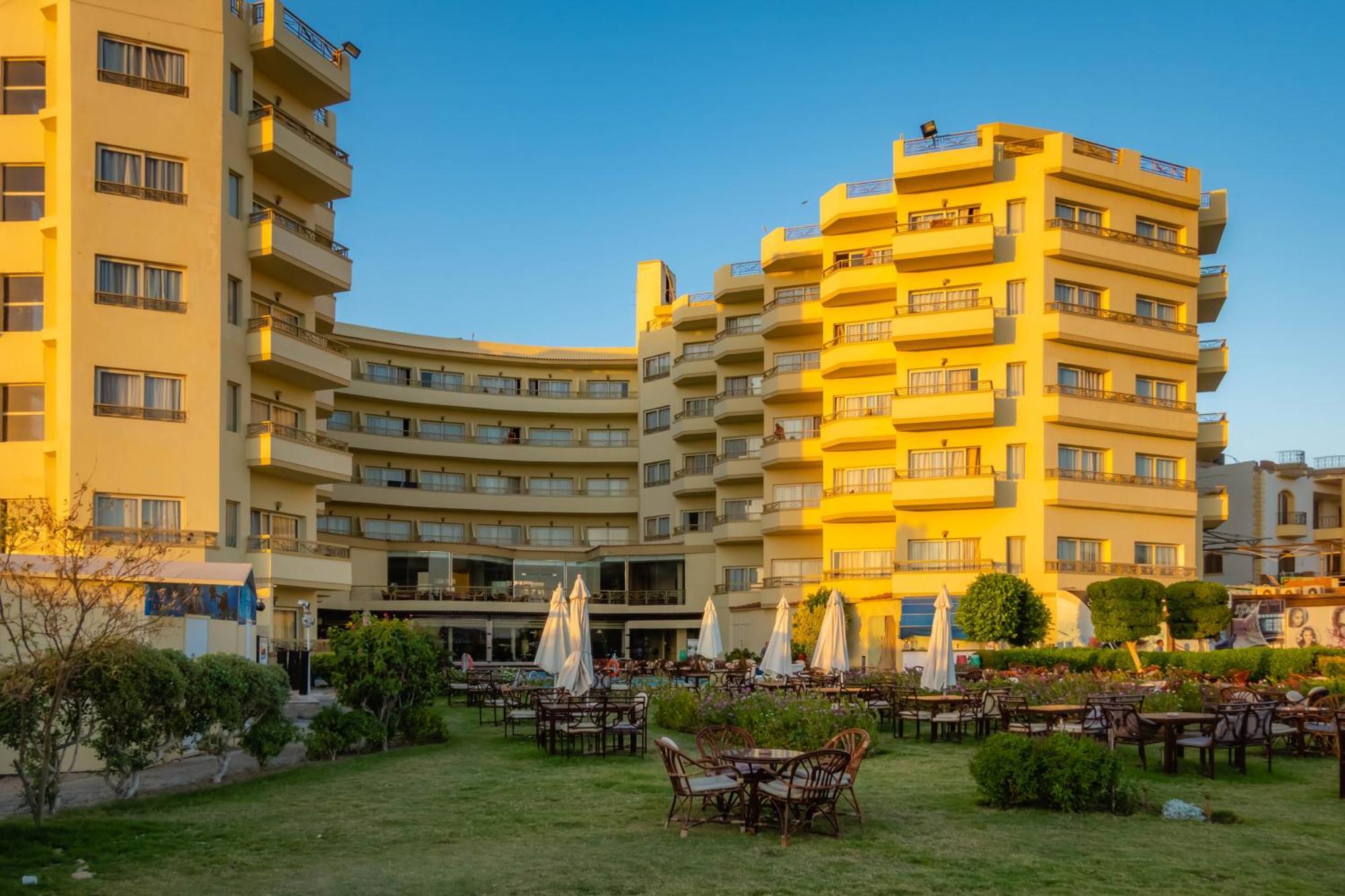 Magic Beach Hotel Hurghada Exterior photo